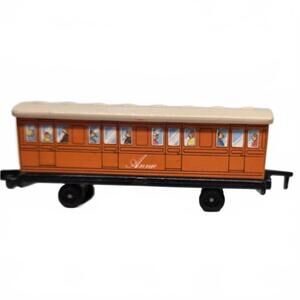 Thomas & Friends ERTL Annie Passenger Coach / Marked 1202 /  1987 / Vintage